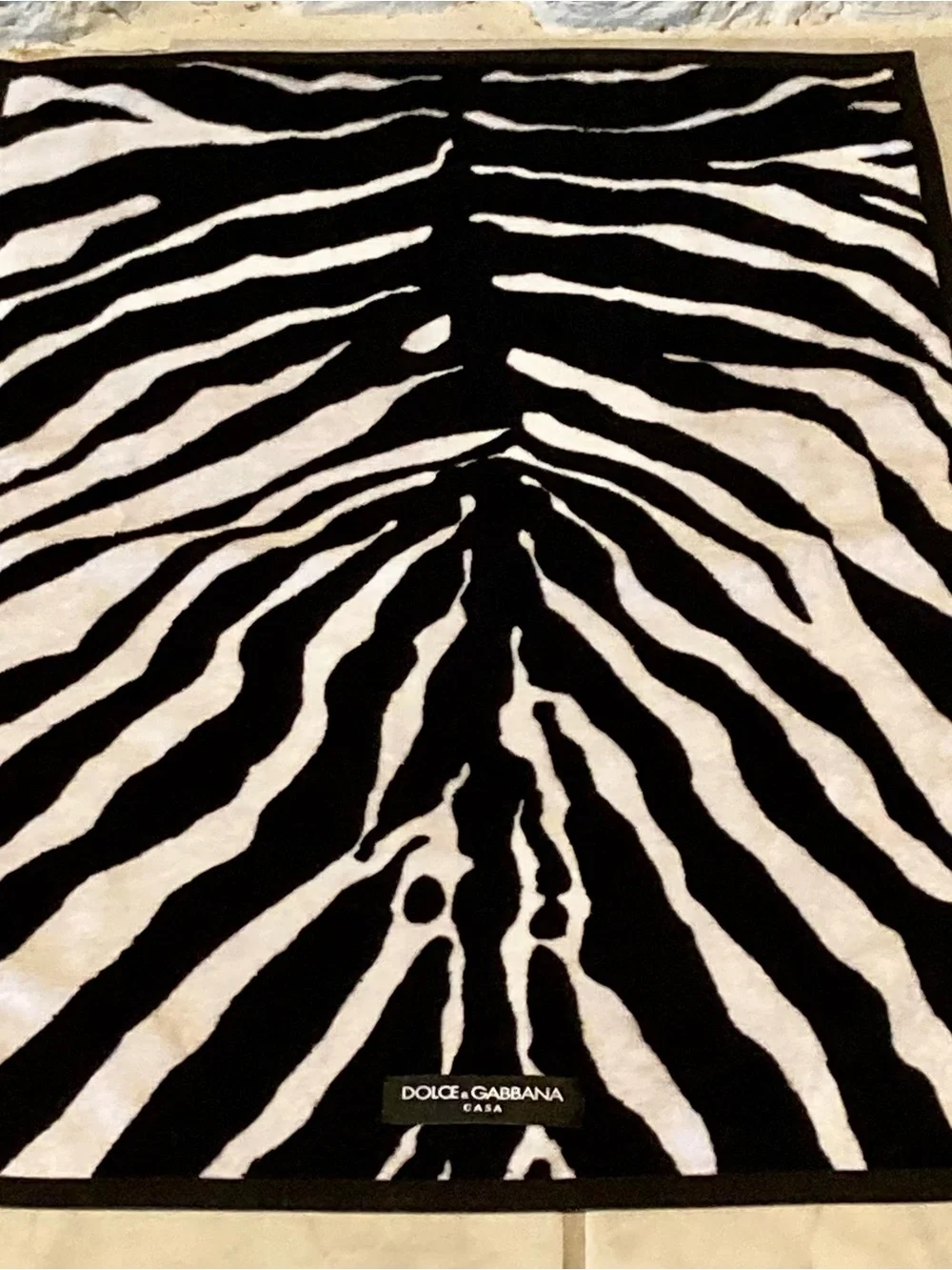 NWT Dolce and Gabanna Casa zebra print 100% cotton Terry guest towel